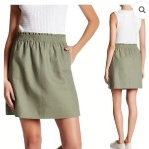 J. Crew/ Linen Blend/ Khaki Green Mini Skirt/ Elastic Waistband/ Size US 12